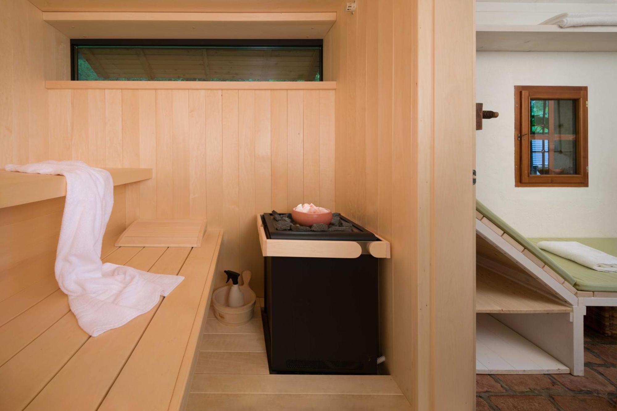 Villa Artes With Free Hot Tub & Sauna Branik Bagian luar foto